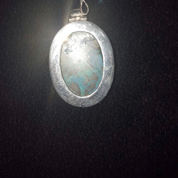 NEW Solid Peruvian Silver Pendant - Picture 2 of 2